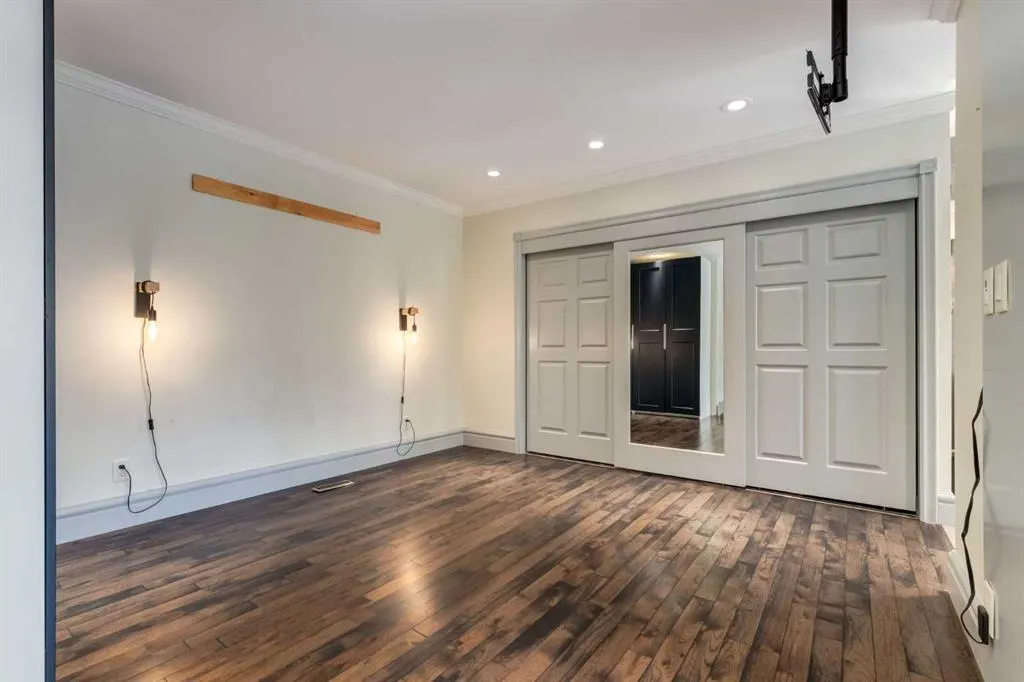 310 6 Street NW, #5