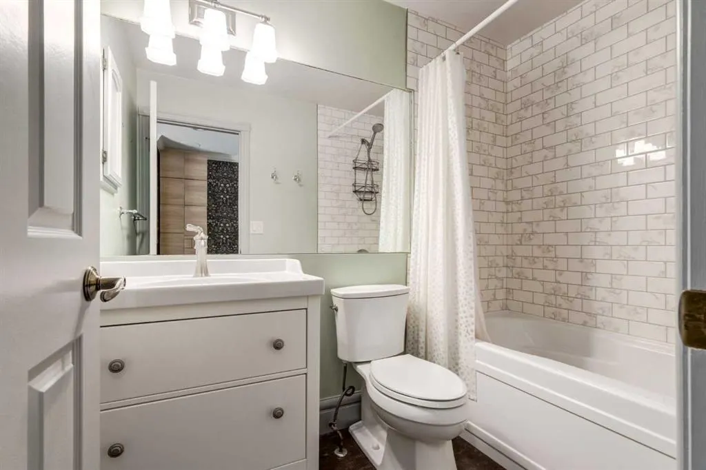310 6 Street NW, #5