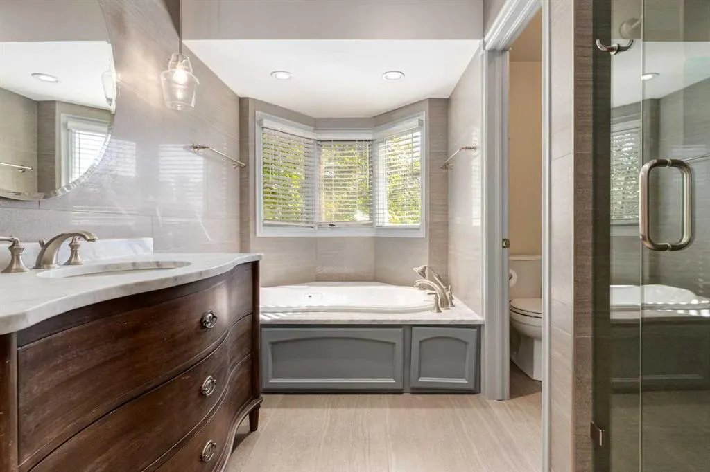 310 6 Street NW, #5