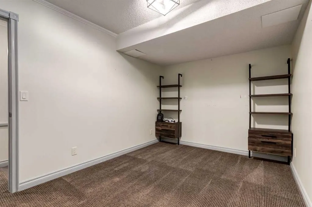 310 6 Street NW, #5