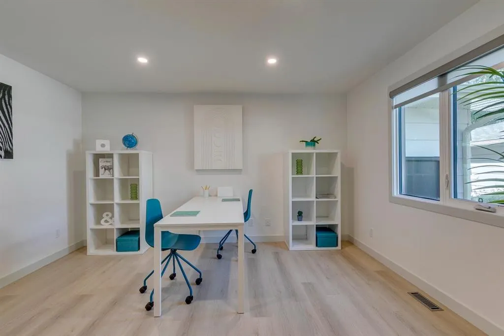 108 Canova Place SW