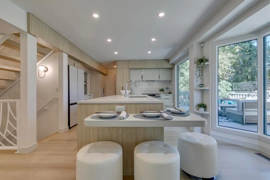 108 Canova Place SW
