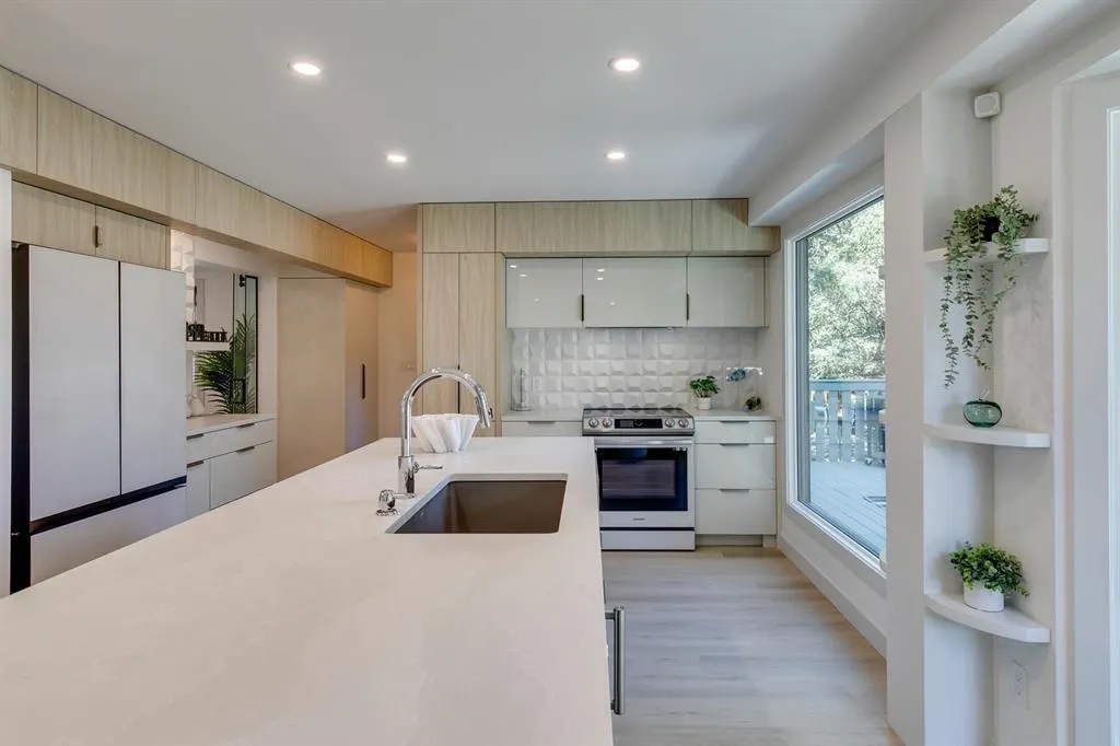 108 Canova Place SW