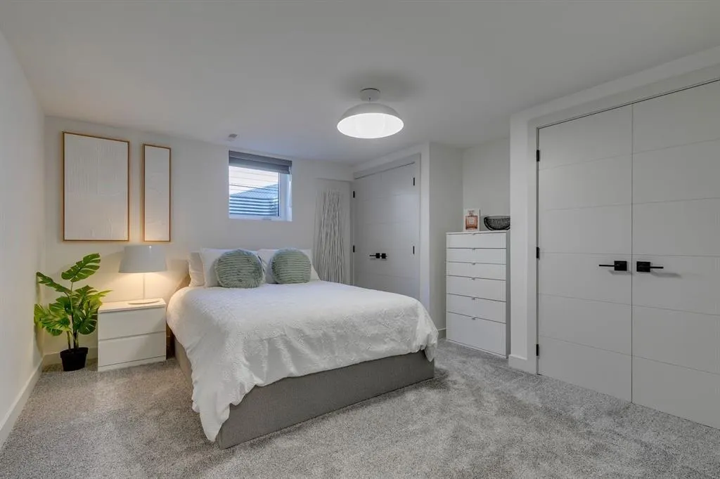 108 Canova Place SW
