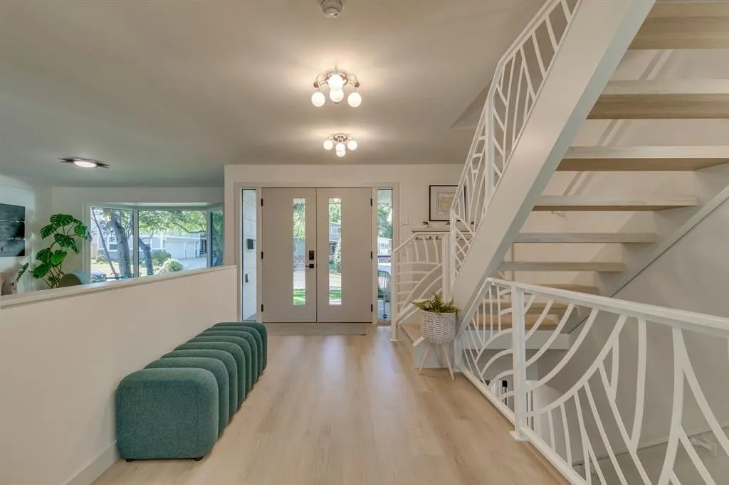 108 Canova Place SW