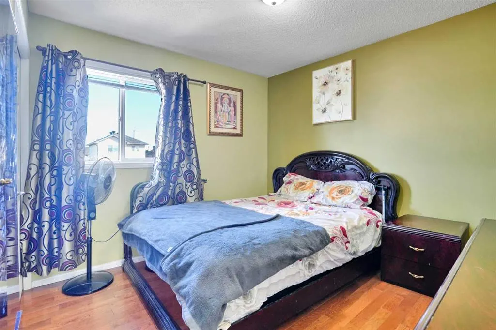 143 Taralea Gardens NE