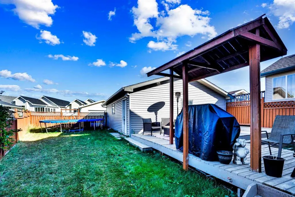 143 Taralea Gardens NE