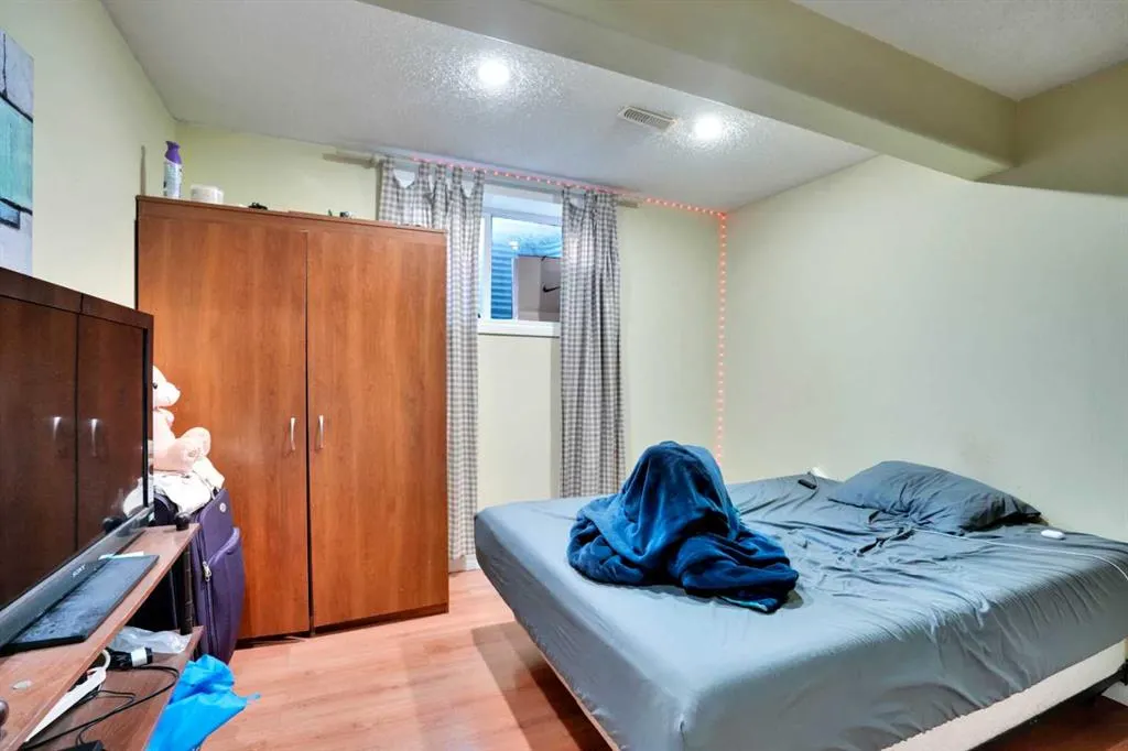 143 Taralea Gardens NE