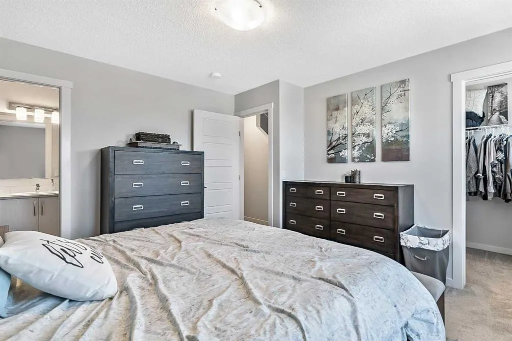 130 Cranbrook Square SE