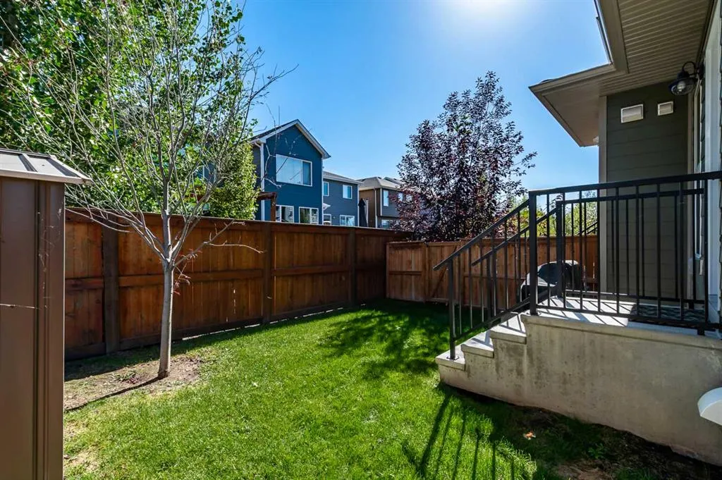 130 Cranbrook Square SE
