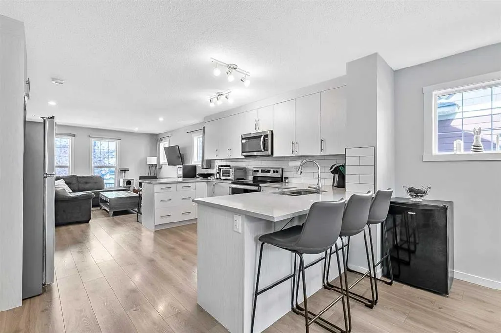 130 Cranbrook Square SE