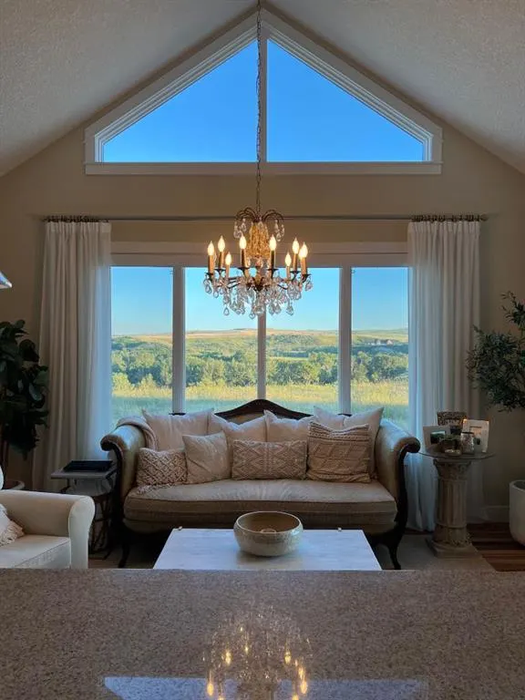 804 Fairway Boulevard