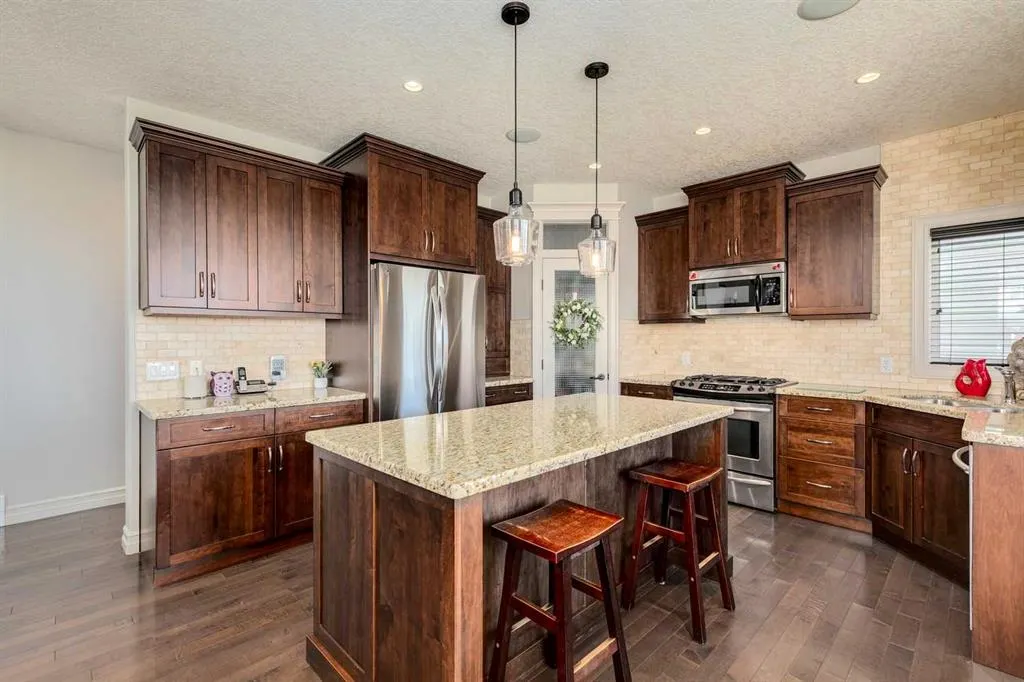 3 Kincora Glen Bay NW