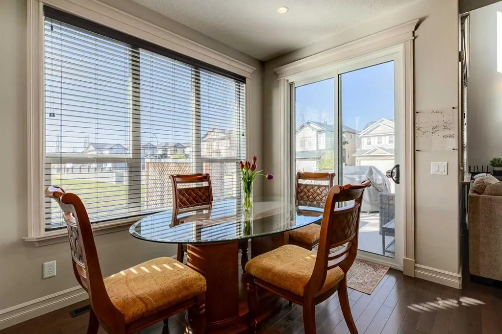 3 Kincora Glen Bay NW