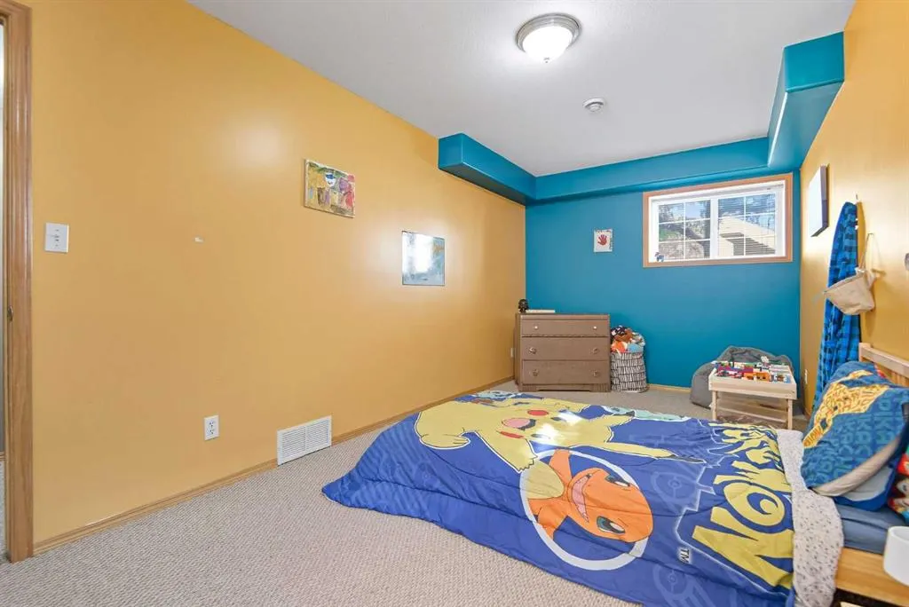 122 Dubois Crescent