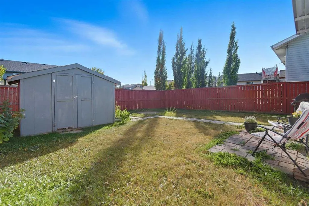 122 Dubois Crescent