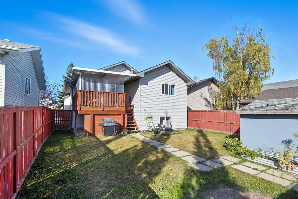 122 Dubois Crescent