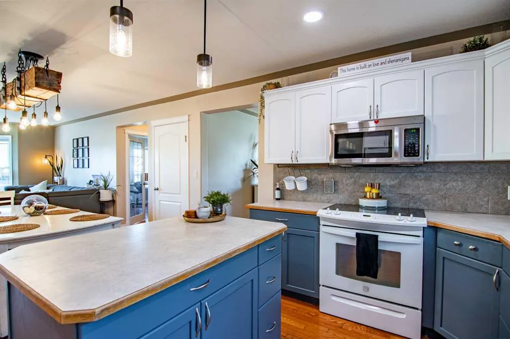 115 Sabre Road
