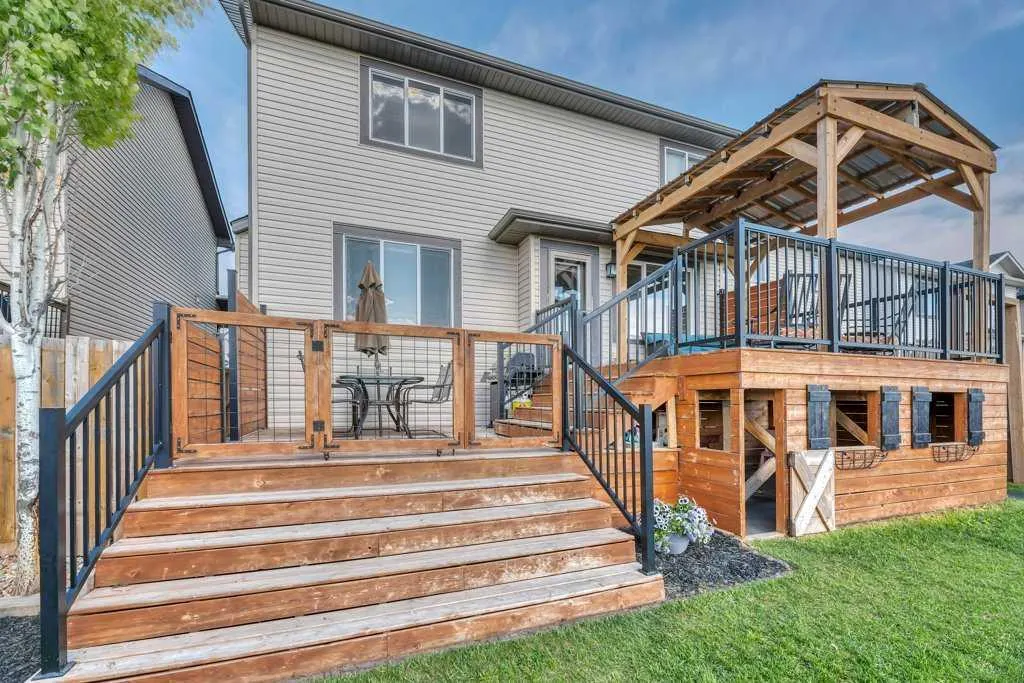 53 Bridlecrest Street SW