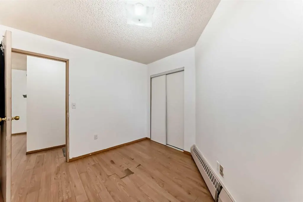 21 Dover Point SE, #105