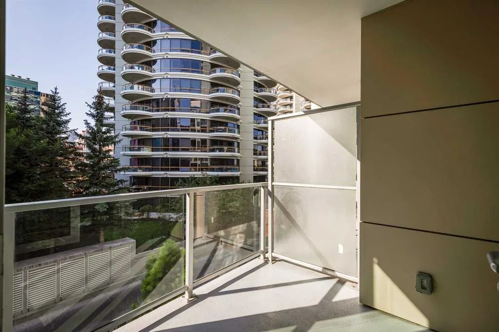 1025 5 Avenue SW, #312