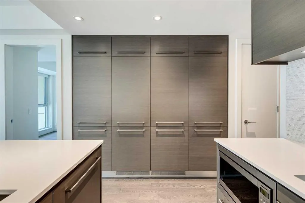 1025 5 Avenue SW, #312