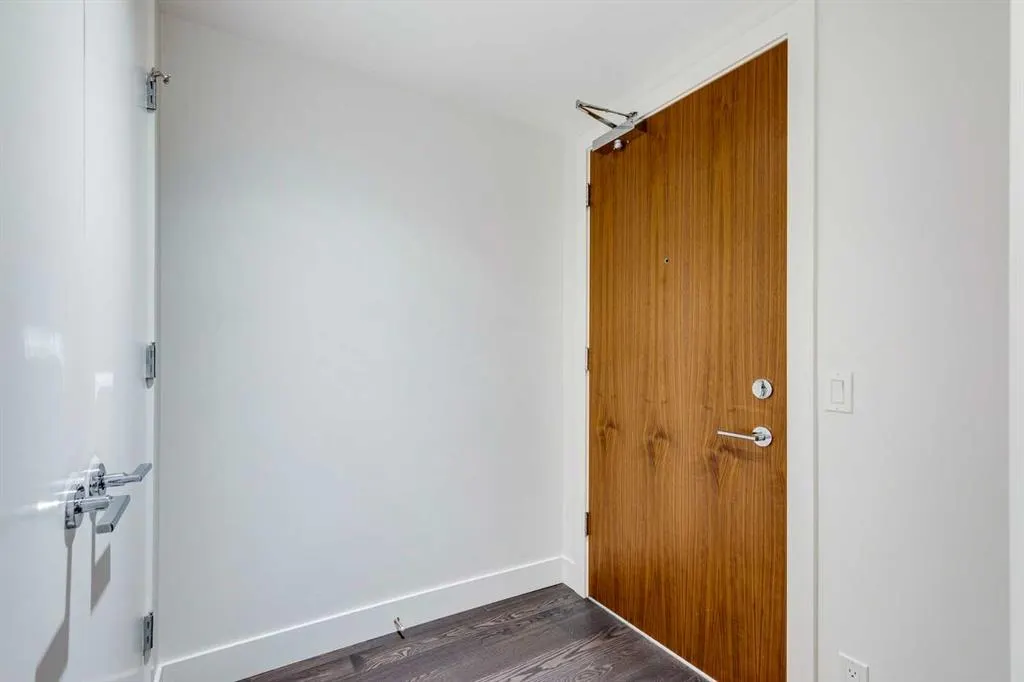 1025 5 Avenue SW, #312