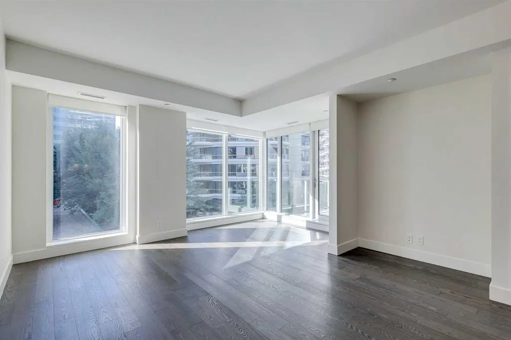 1025 5 Avenue SW, #312