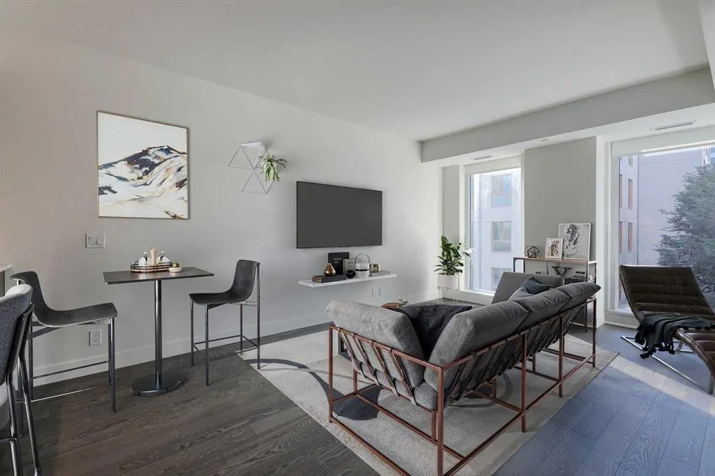 1025 5 Avenue SW, #312