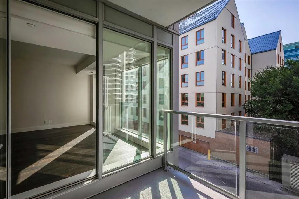 1025 5 Avenue SW, #312