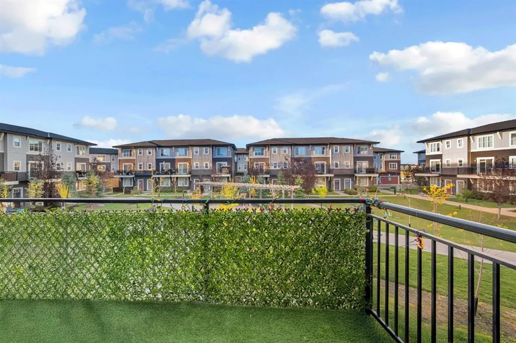 30 Cornerstone Manor NE, #420