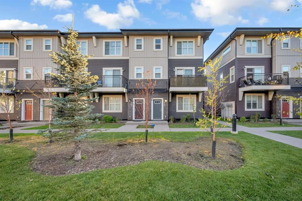 30 Cornerstone Manor NE, #420