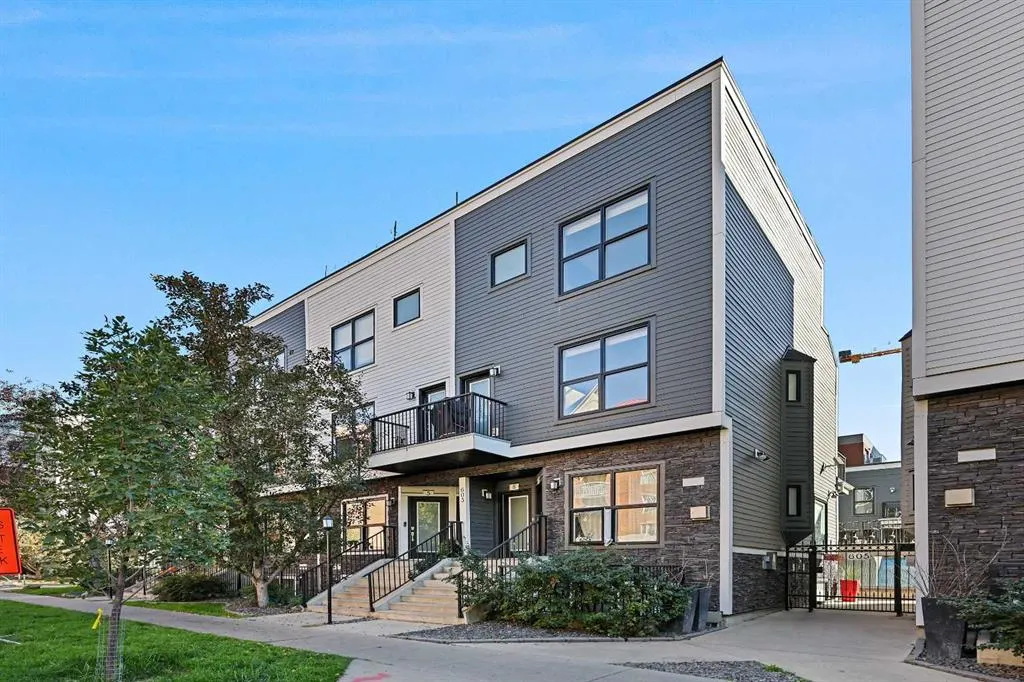603 15 Avenue SW, #8