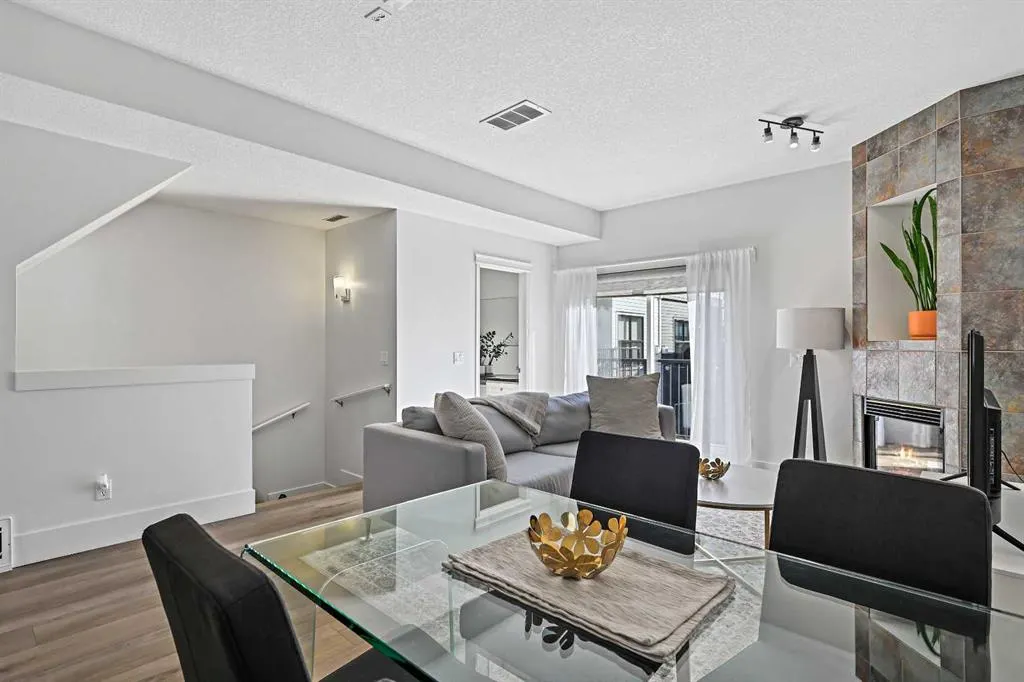 603 15 Avenue SW, #8