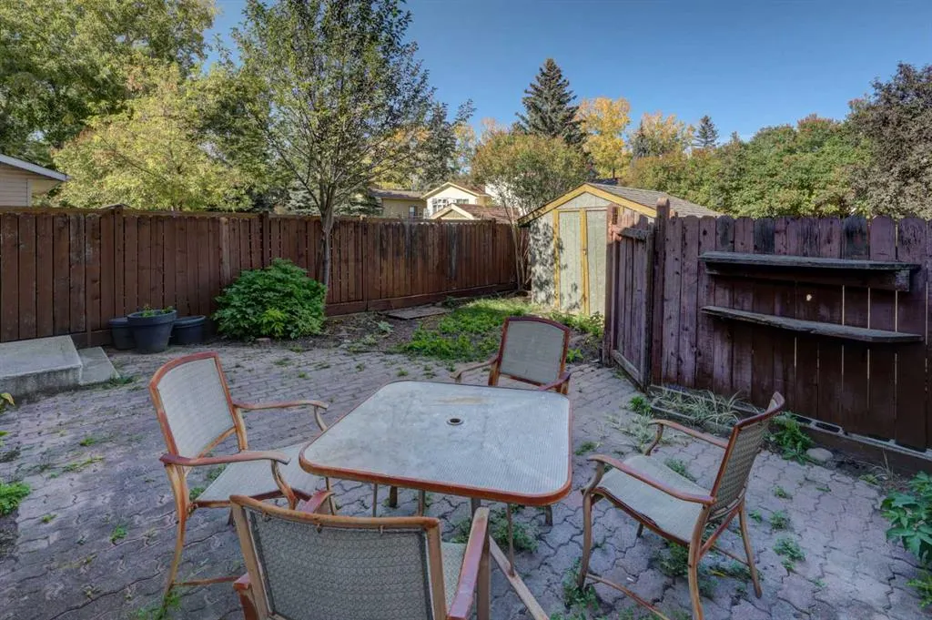 324 Ranchview Court NW