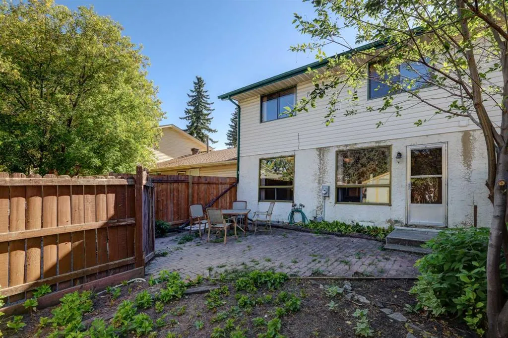 324 Ranchview Court NW