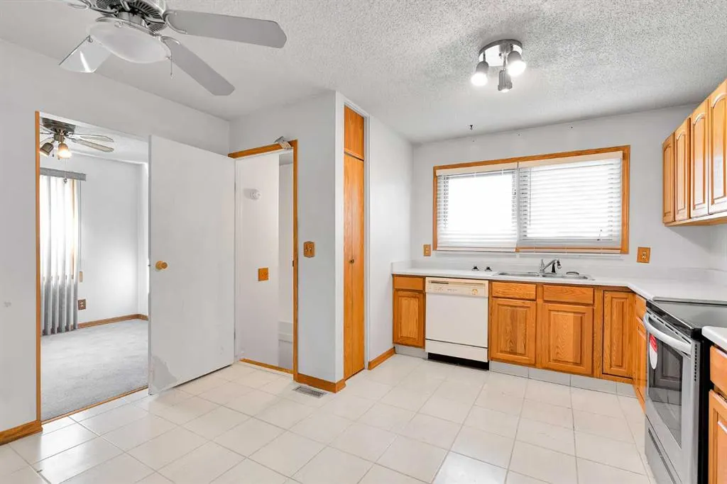 140 Maitland Road NE
