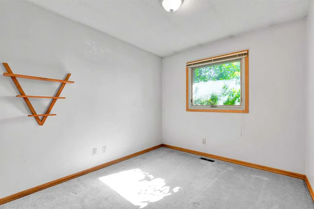140 Maitland Road NE