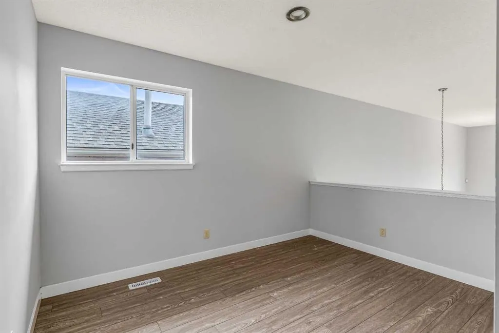134 Laguna Circle NE