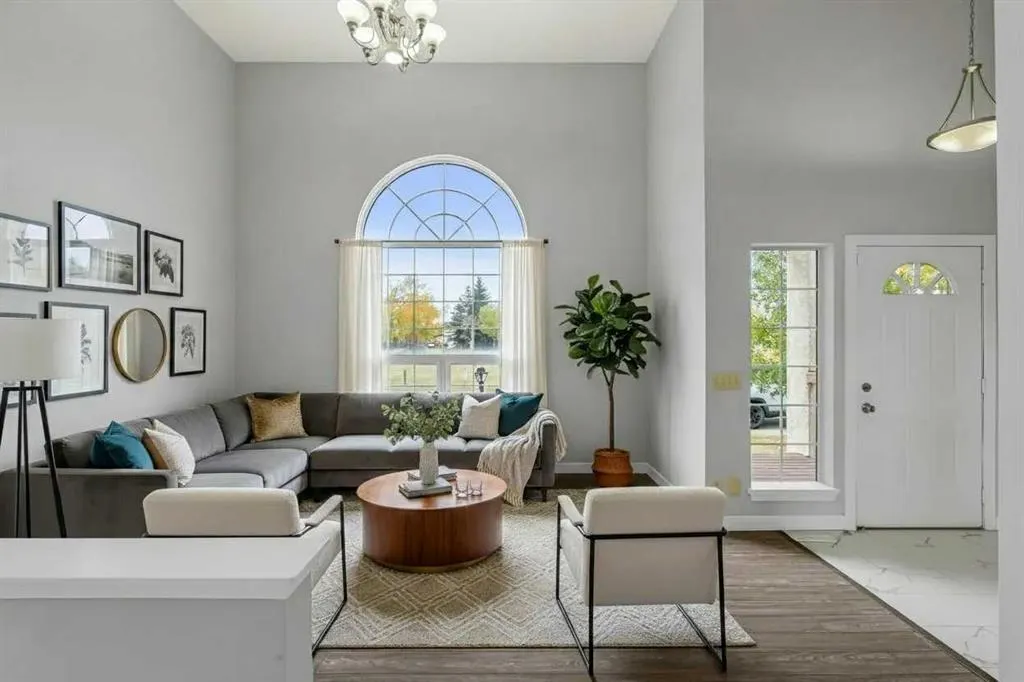 134 Laguna Circle NE