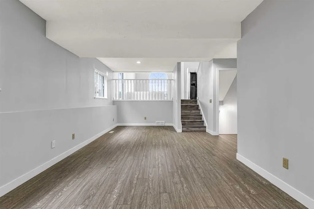 134 Laguna Circle NE