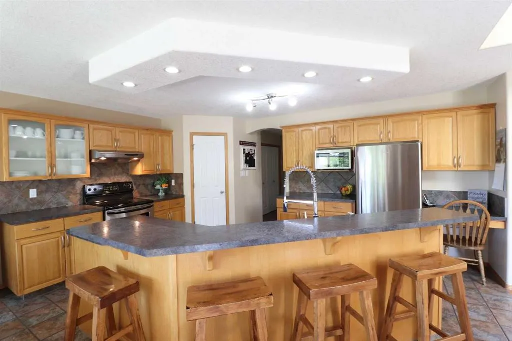 46 Fairmont Cove S