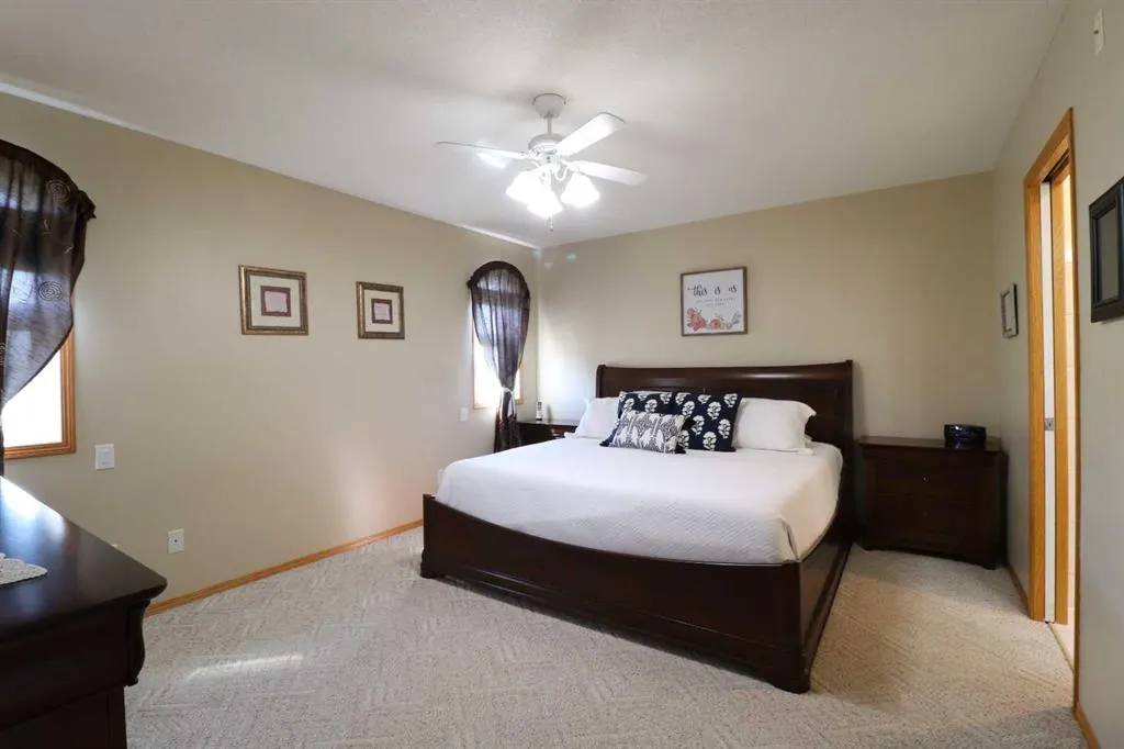 46 Fairmont Cove S