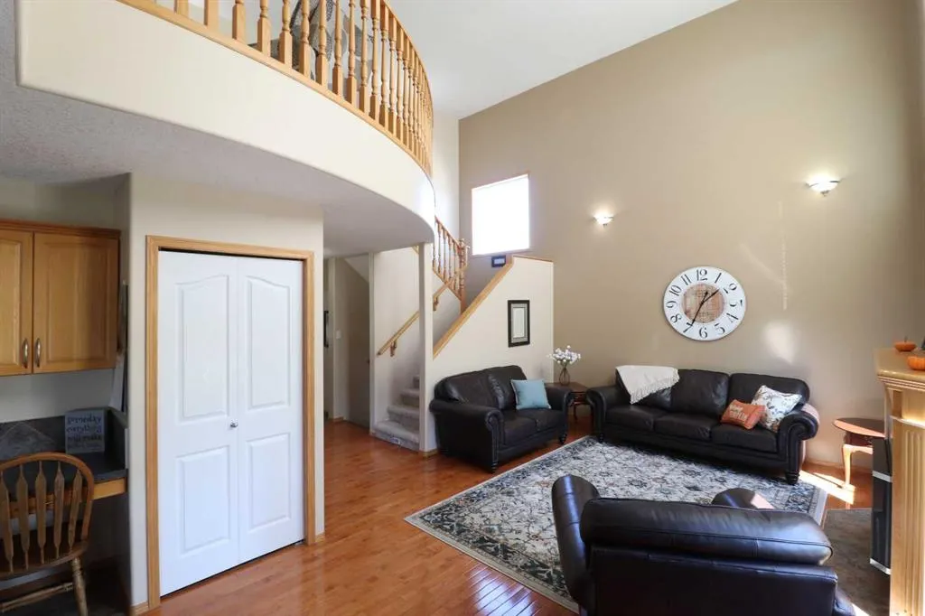 46 Fairmont Cove S