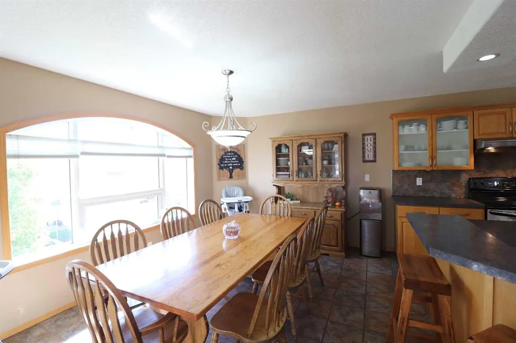 46 Fairmont Cove S