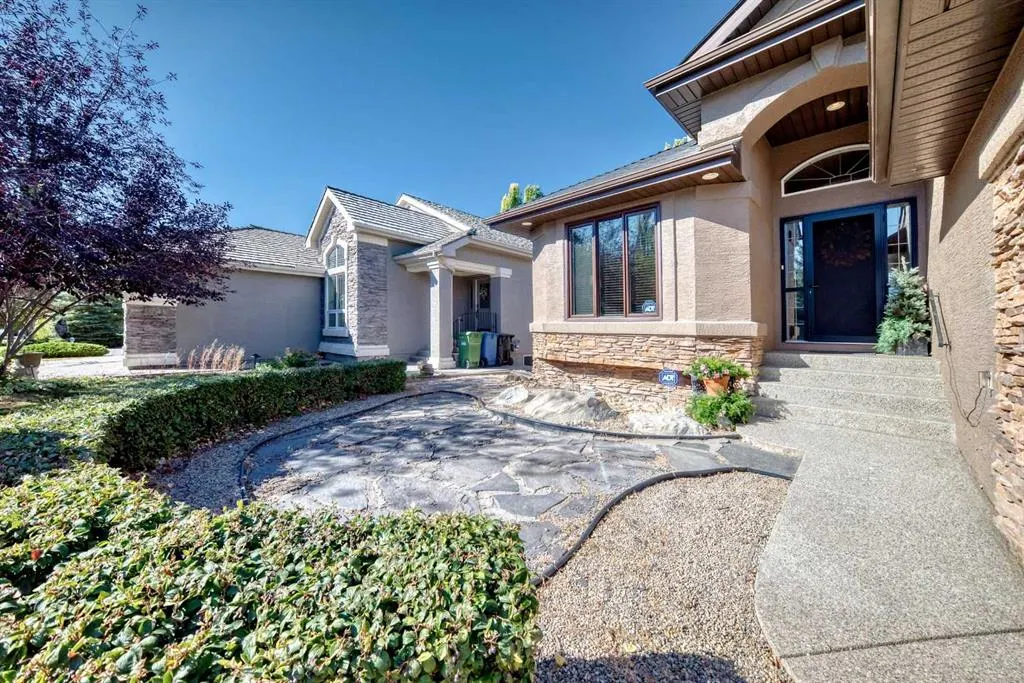 53 Mt Alberta View SE