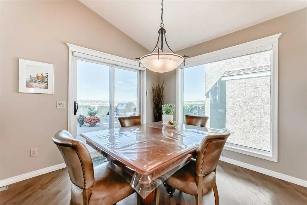 53 Mt Alberta View SE