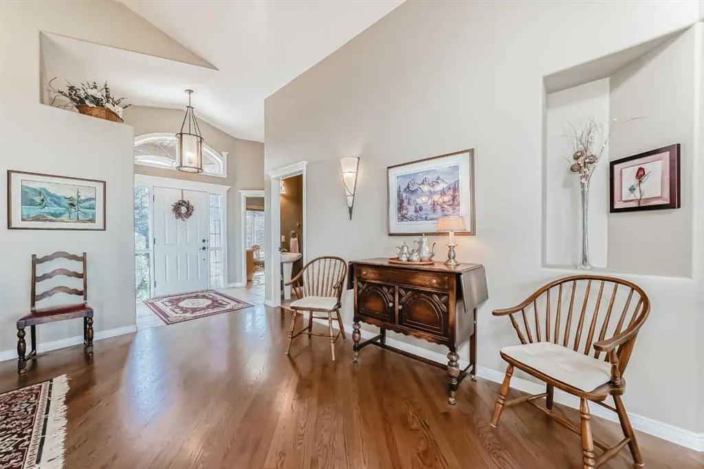 53 Mt Alberta View SE