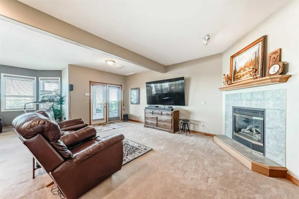 53 Mt Alberta View SE