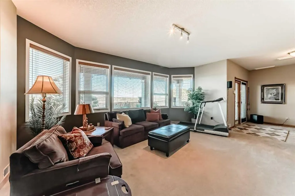 53 Mt Alberta View SE